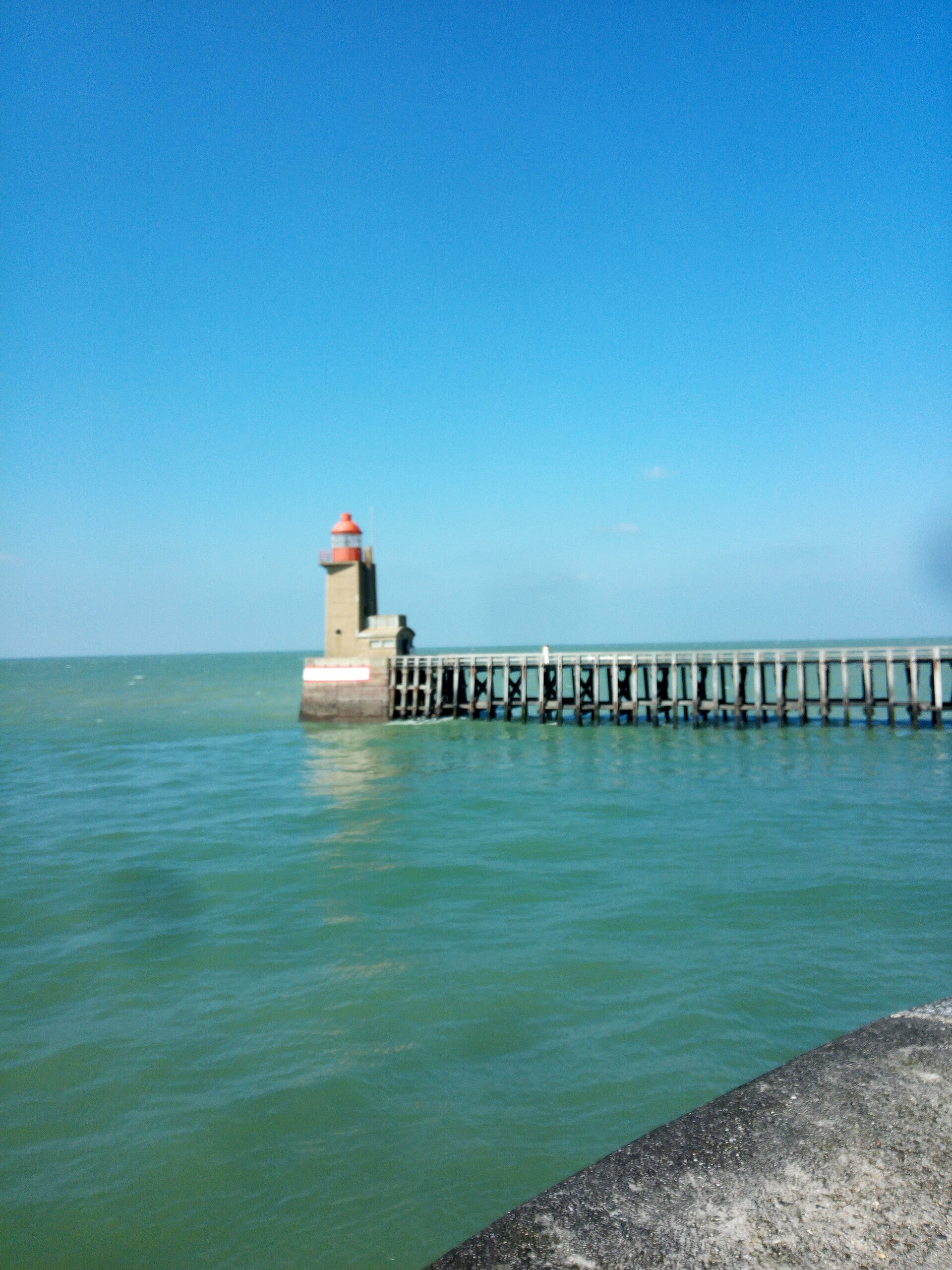 Port de Fécamp, quais et bateaux